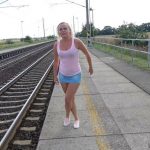 Naomi Nevena – Piss Arc on the tracks.