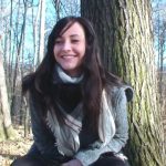 Young-Devotion – My first time pissing outdoor.